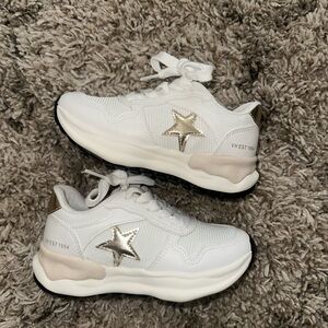 Kids White and Gold Sneakers